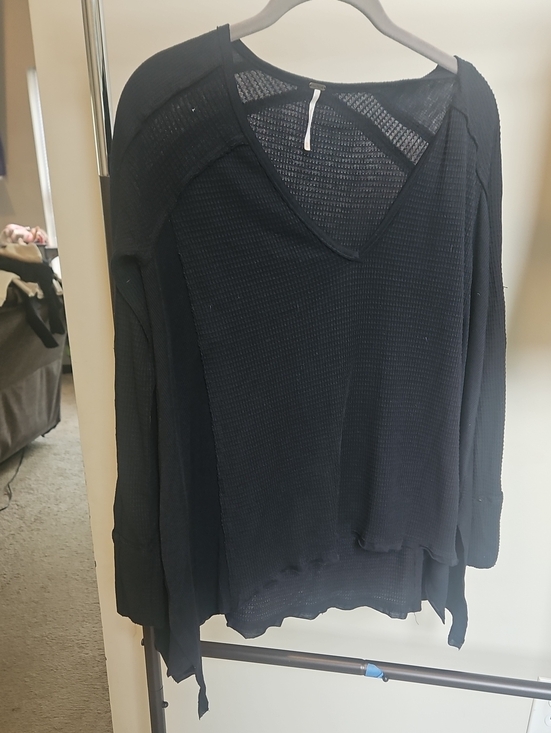 Free People Sweaters - Free People Black Waffle-Knit V-Neck Sweater